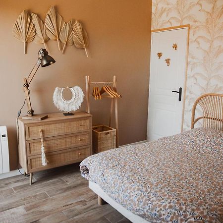 « La Casa Normande » Entre Ville & Plages Esquay-sur-Seulles Екстериор снимка
