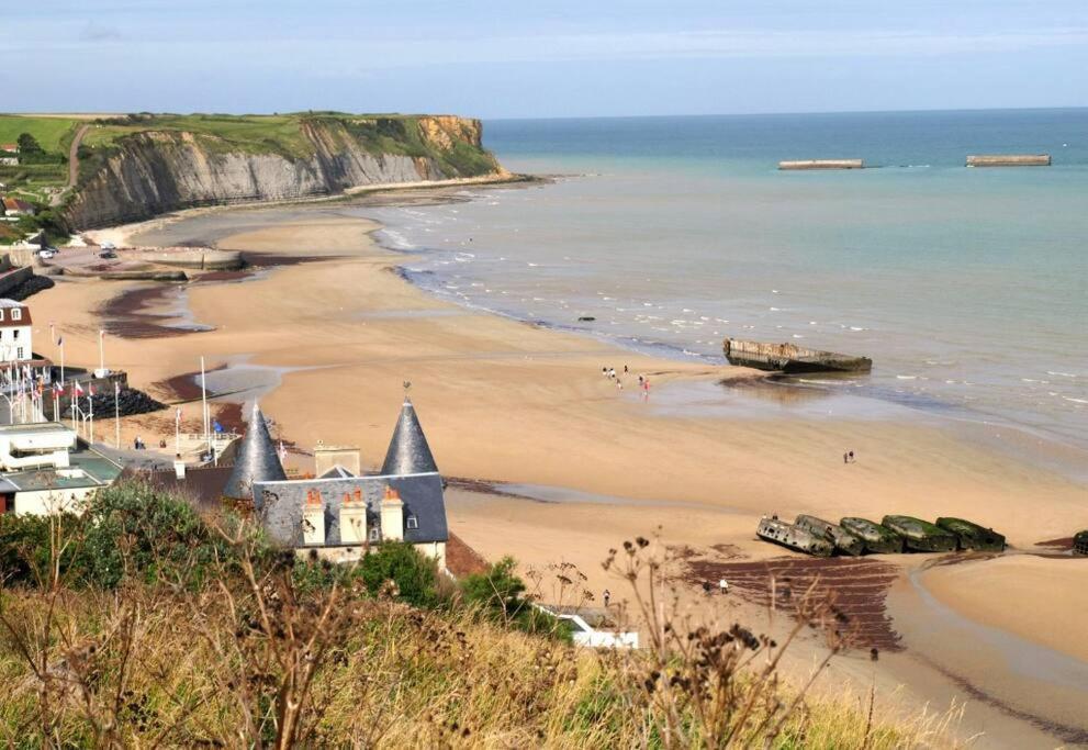 « La Casa Normande » Entre Ville & Plages Esquay-sur-Seulles Екстериор снимка